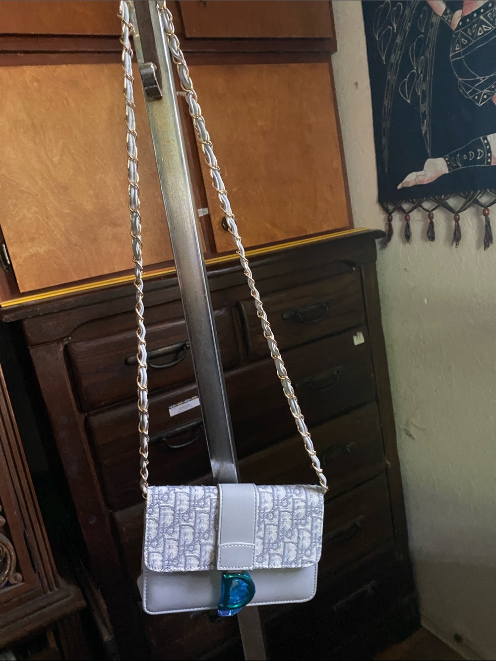 Brand new Designer-Inspired White/Gray Patterned Chain Shoulder Bag